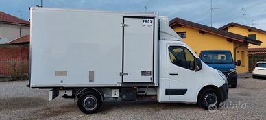 Furgone con Cella isotermica e frigo - 20 gradi AT