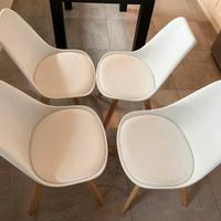 4 sedie bianche cucina/salotto