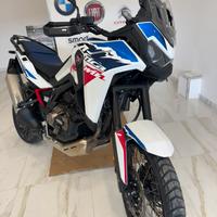 Africa twin 1100 automatica sinistrata