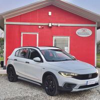 Fiat Tipo 1.6 Mjt S&S 5 porte Cross Garmin