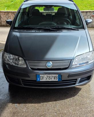 Fiat Idea 1.4 16V Actual