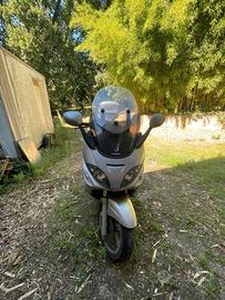 Piaggio X9 250 4 tempi. 