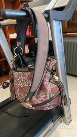 Borsa a mano con tracolla