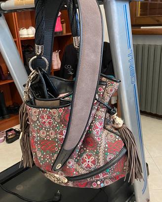 Borsa a mano con tracolla