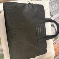 Borsa marca GUESS porta pc
