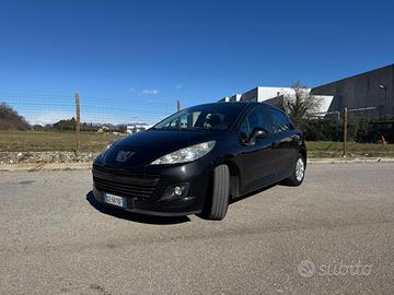 Peugeot 207 1.4 benzina + gpl
