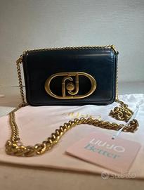 Borsa Liu•Jo in ecopelle nera con finitire oro