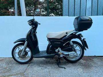 Aprilia scarabeo 100cc