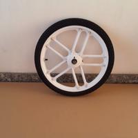 Cerchio in lega bianco a 10 razze da 17" per Ciao