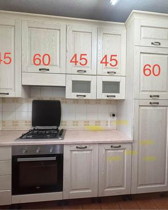 Cucina lineare classica colore avorio decapè