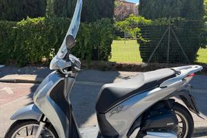 Scooter Honda SH  125 AD