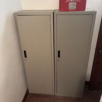 Armadietti personale grigi