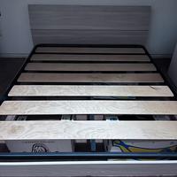 Struttura letto matrimoniale