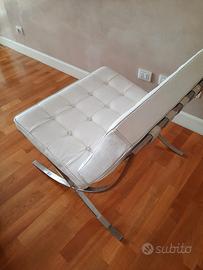 Poltrona Barcelona dicMies van der Rohe