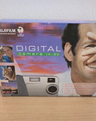 Fotocamera digitale "Fujifilm IX-30"