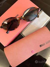 occhiali da sole miumiu