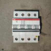 Sezionatore ABB E 274