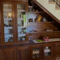 Mobile sottoscala in legno massello