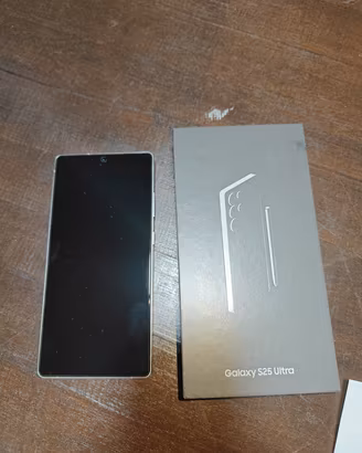 Samsung Galaxy S25 ultra in garanzia 
