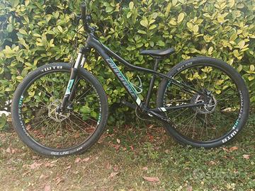 Cannondale MTB 27.5" – Taglia S – Manubrio in Carb