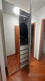 Armadio a specchio ikea