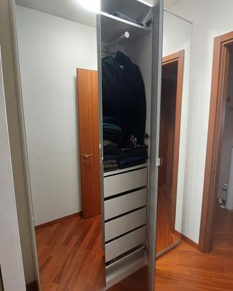 Armadio a specchio ikea