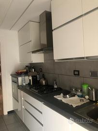 Cucina laccata bianca