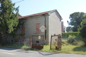 CASA INDIPENDENTE A CESENA