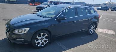 VOLVO V60 D4 2.0 DIESEL 180CV - AUTOMATICA 