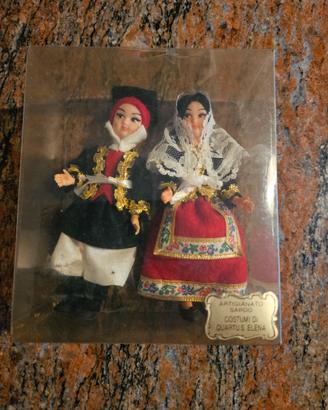 Bambole in costumi sardi