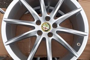 Cerchi in lega originali 19" Alfa Romeo STELVIO