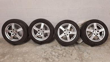 Gomme invernali 205/55 R16 con cerchi in lega