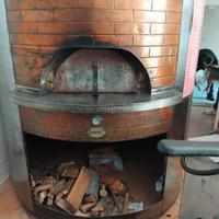 Ambrogi Forno pizza