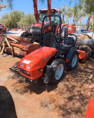 Trattore Goldoni BASE 20 con fresa