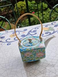 Piccola teiera Art Déco in porcellana