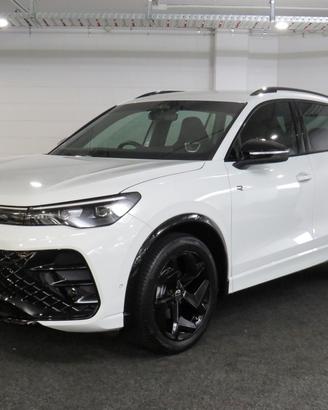 Volkswagen Tiguan R Line in ricambio