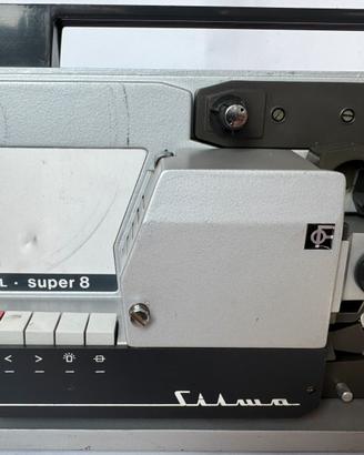 Proiettore Super 8 Silma 120 SL con ottica ISCO