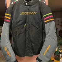 Giubbotto moto della Ixon