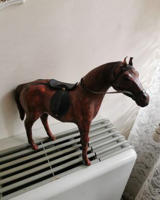 Cavallo da collezione cm 33 x cm 40