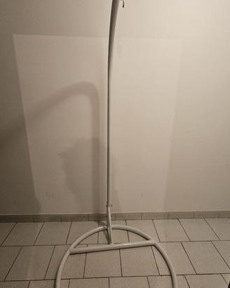 Altalena a uovo con struttura