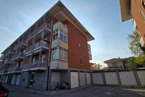 Appartamento di 82 m² con 3 locali e box auto a Ca