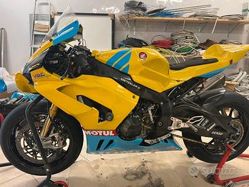 Honda cbr 1000 rr r sp