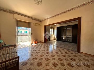 4 LOCALI A PALERMO