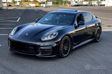 Porsche Panamera GTS