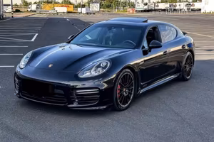 Porsche Panamera GTS