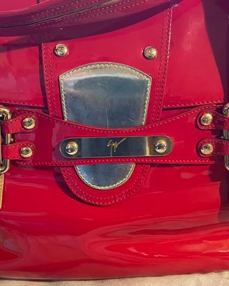 Borsa in vernice rossa
