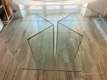 Tavolo ottagonale in vetro