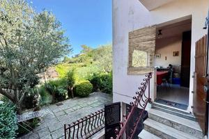 Appartamento di 80 m² con 4 locali e posto auto a 