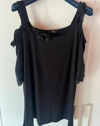 T-shirt nera keyra Alberto Cacciari