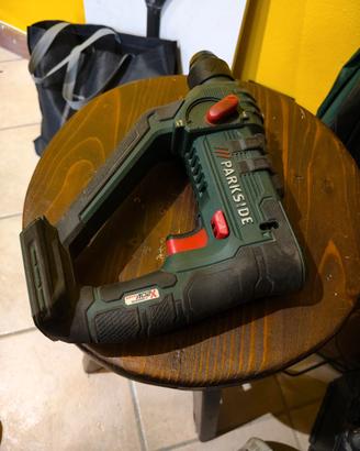 Trapano tassellatore batteria